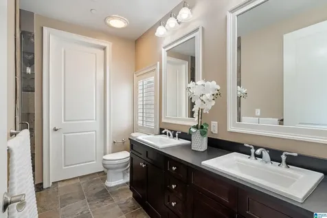 200 Hallman Hill E Homewood AL 35209