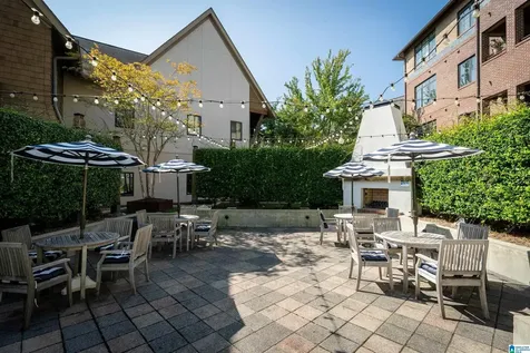200 Hallman Hill E Homewood AL 35209
