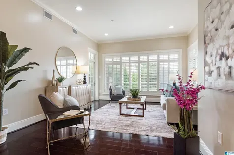 200 Hallman Hill E Homewood AL 35209