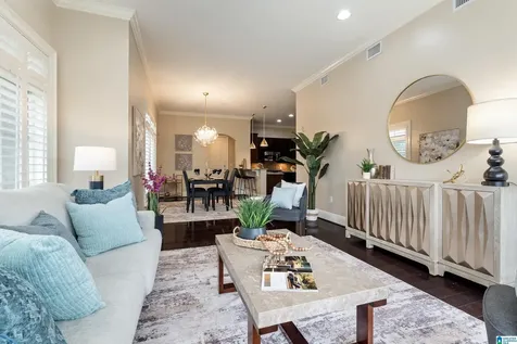 200 Hallman Hill E Homewood AL 35209