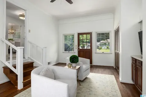 660 Bourbon Circle Birmingham AL 35213