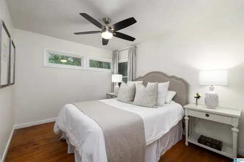 660 Bourbon Circle Birmingham AL 35213