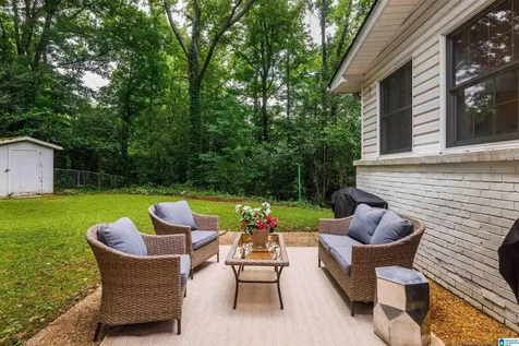 660 Bourbon Circle Birmingham AL 35213