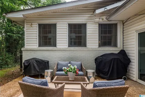 660 Bourbon Circle Birmingham AL 35213