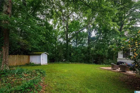 660 Bourbon Circle Birmingham AL 35213