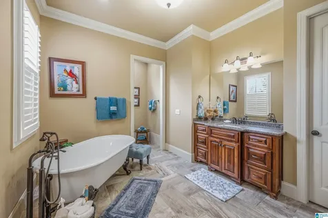 221 River Oaks Drive Helena AL 35080