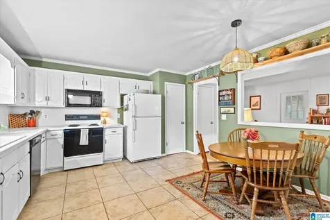 3264 Overton Manor Drive Vestavia Hills AL 35243