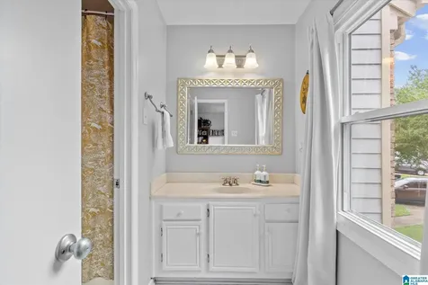 3264 Overton Manor Drive Vestavia Hills AL 35243