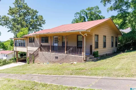 631 17th Street S Bessemer AL 35020