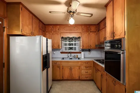 3003 Crestlane Drive Adamsville AL 35005