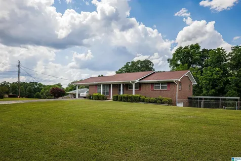 3003 Crestlane Drive Adamsville AL 35005