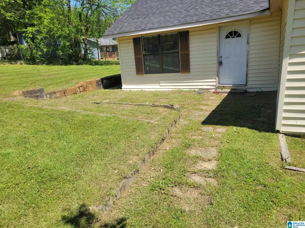 329 23rd Street N Irondale AL 35210
