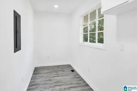 915 8th Avenue Midfield AL 35228