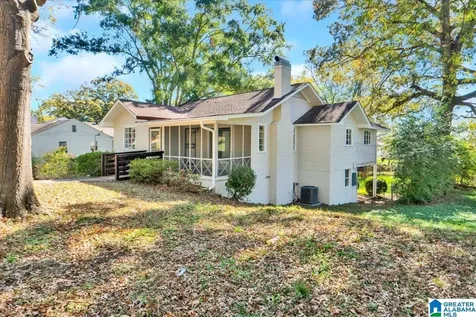 915 8th Avenue Midfield AL 35228
