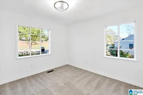 915 8th Avenue Midfield AL 35228