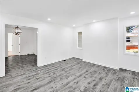 915 8th Avenue Midfield AL 35228