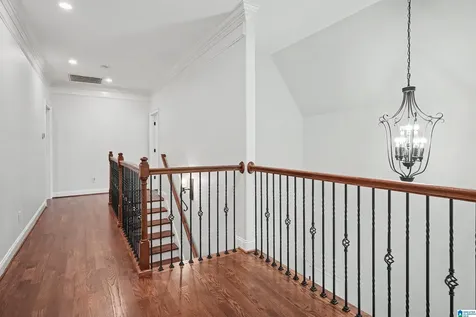1559 Pumphouse Court Vestavia Hills AL 35243