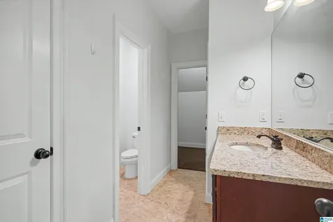 1559 Pumphouse Court Vestavia Hills AL 35243