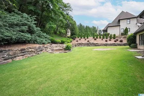 1559 Pumphouse Court Vestavia Hills AL 35243