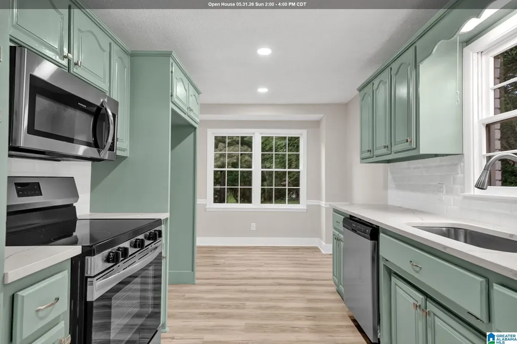 300 34th Avenue NE Center Point AL 35215