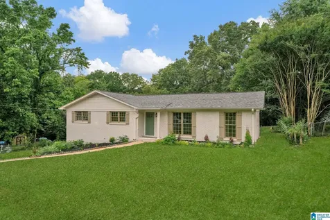 300 34th Avenue NE Center Point AL 35215
