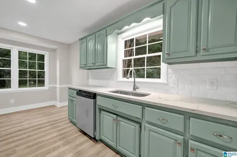 300 34th Avenue NE Center Point AL 35215