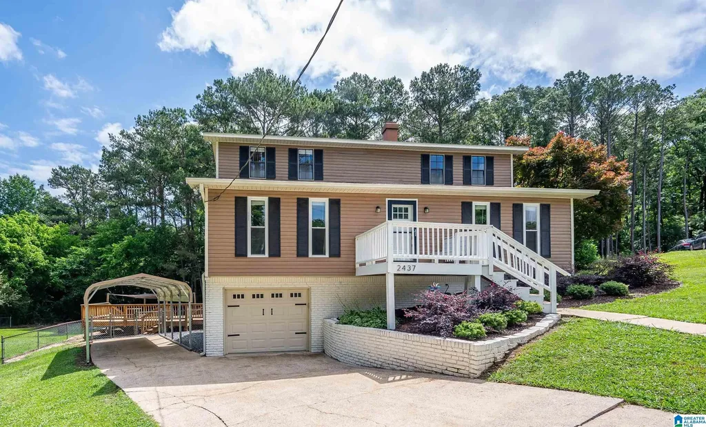 2437 Blueberry Drive Leeds AL 35094