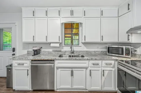 2437 Blueberry Drive Leeds AL 35094