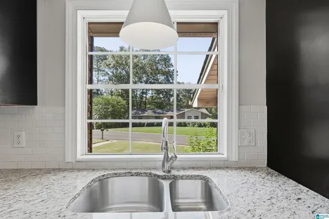 3253 Brashford Road Vestavia Hills AL 35216
