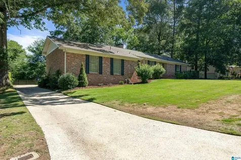 3253 Brashford Road Vestavia Hills AL 35216