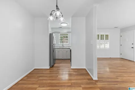 2038 Montreat Circle Vestavia Hills AL 35216
