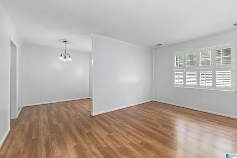 2038 Montreat Circle Vestavia Hills AL 35216