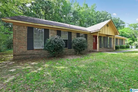 572 Sun Valley Road Center Point AL 35215