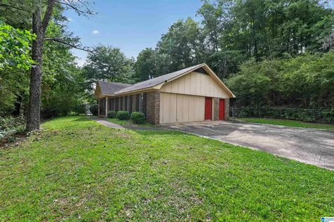572 Sun Valley Road Center Point AL 35215
