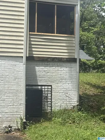 425 12th Avenue Midfield AL 35228