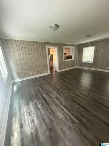 425 12th Avenue Midfield AL 35228