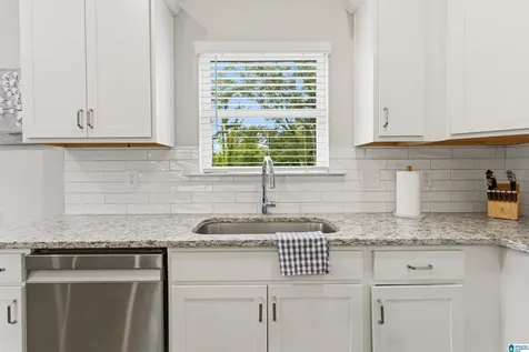 1061 Camellia Ridge Drive Pelham AL 35124