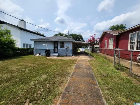 2725 Parklawn Avenue SW Birmingham AL 35211