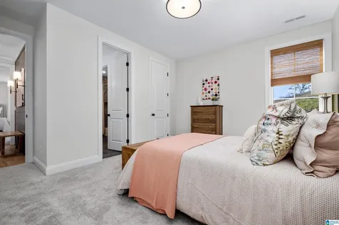 111 Calvert Circle Hoover AL 35244