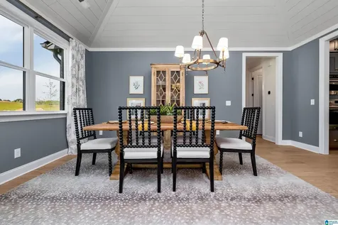 111 Calvert Circle Hoover AL 35244
