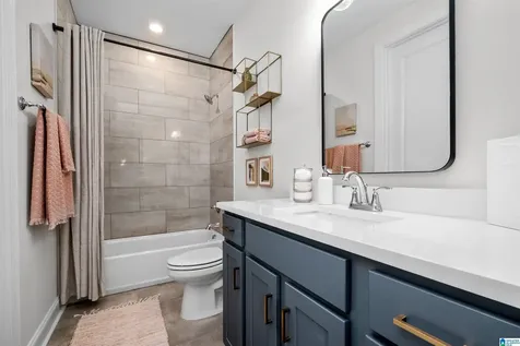 111 Calvert Circle Hoover AL 35244