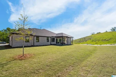 111 Calvert Circle Hoover AL 35244