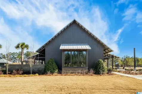 111 Calvert Circle Hoover AL 35244