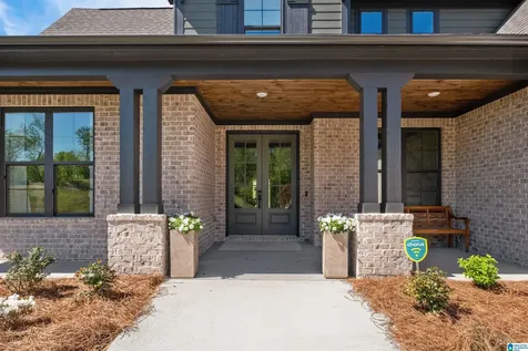 111 Calvert Circle Hoover AL 35244