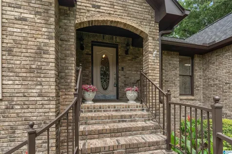 5785 Meadowview Drive Trussville AL 35173