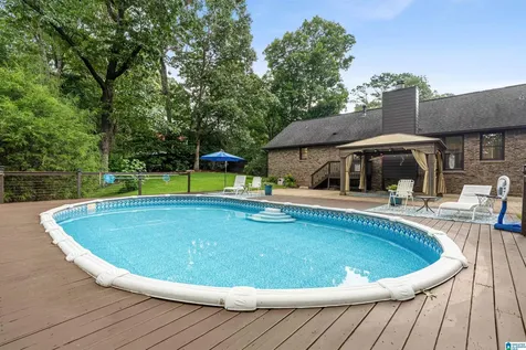 5785 Meadowview Drive Trussville AL 35173