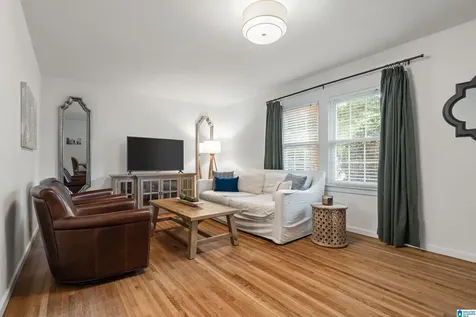 4028 N Cahaba Drive Vestavia Hills AL 35243