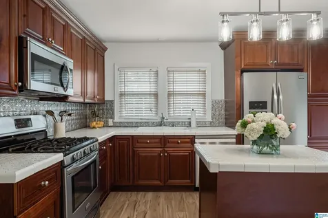 4028 N Cahaba Drive Vestavia Hills AL 35243