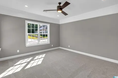 1717 Blackridge Circle Hoover AL 35244
