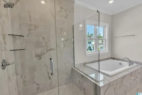 1717 Blackridge Circle Hoover AL 35244